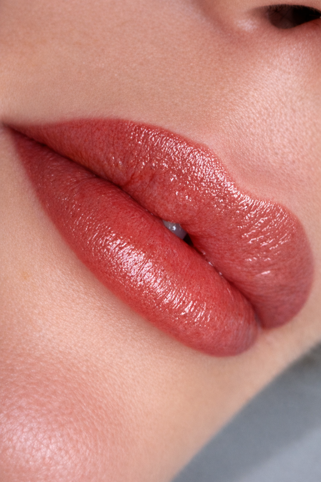 MICROPIGMENTACIÓN LABIOS
